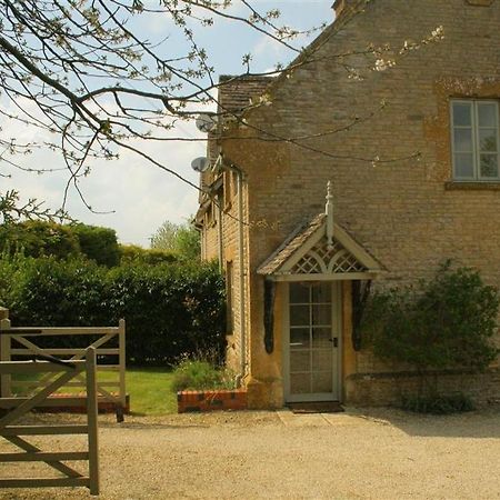 Honeysuckle Cottage ストウ・オン・ザ・ウォルド エクステリア 写真
